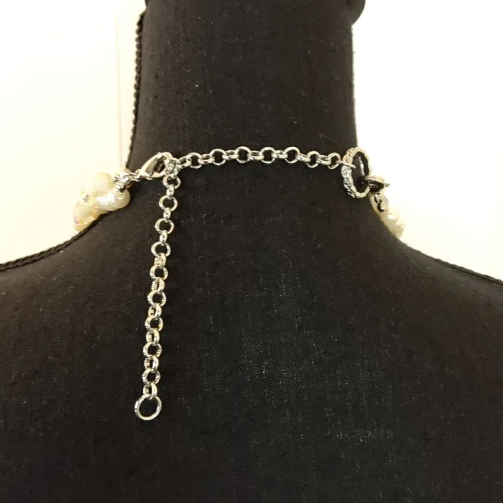 (3/$20) Faux Pearl 3 strand silver tone necklace